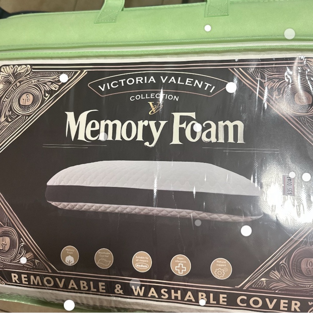 Memory Foam Pillow - White